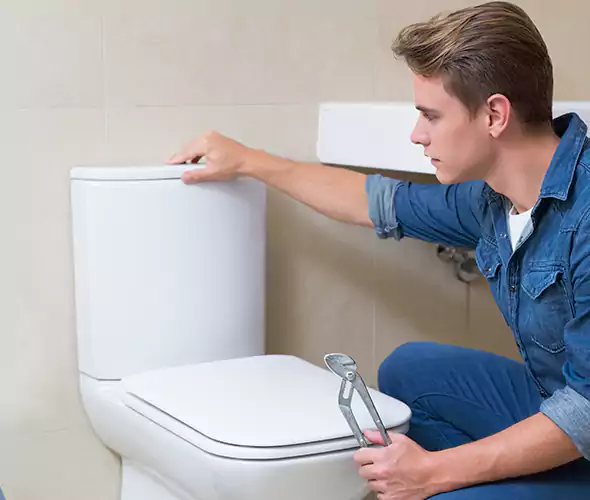 Expert Plumber for Toilet Replacement in Dearborn, MI: Schedule Affordable Toilet Replacement Services with Us